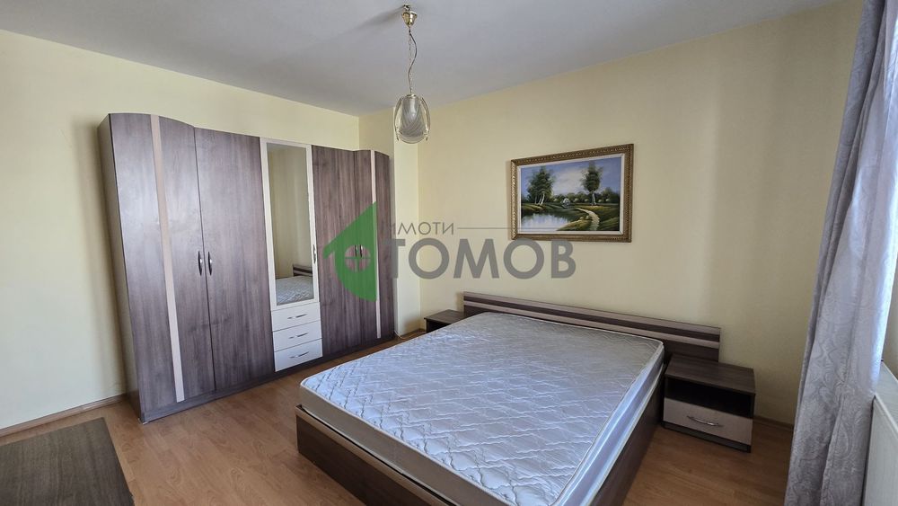 Тристаен апартамент под наем в кв. Славейков