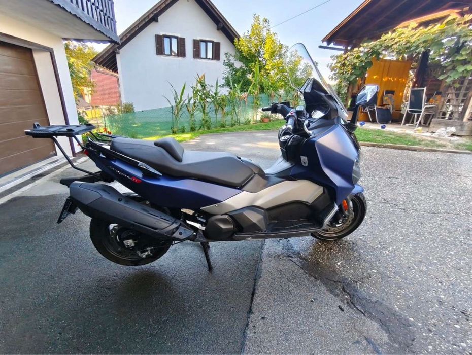 Sym Maxsym TL 500 2022 cu doar 9000 km