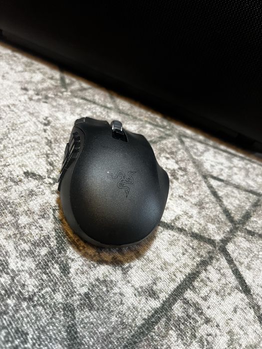 Mouse Razer naga v2 hyperspeed