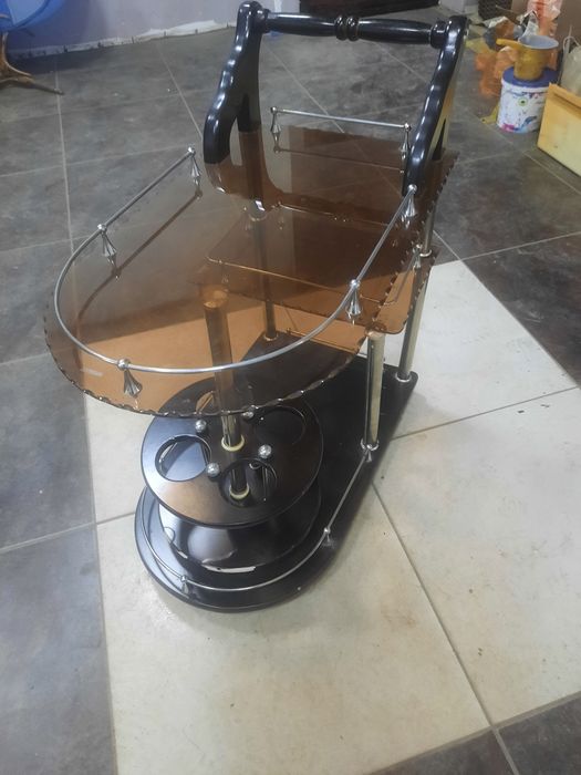 Телешка для разноса