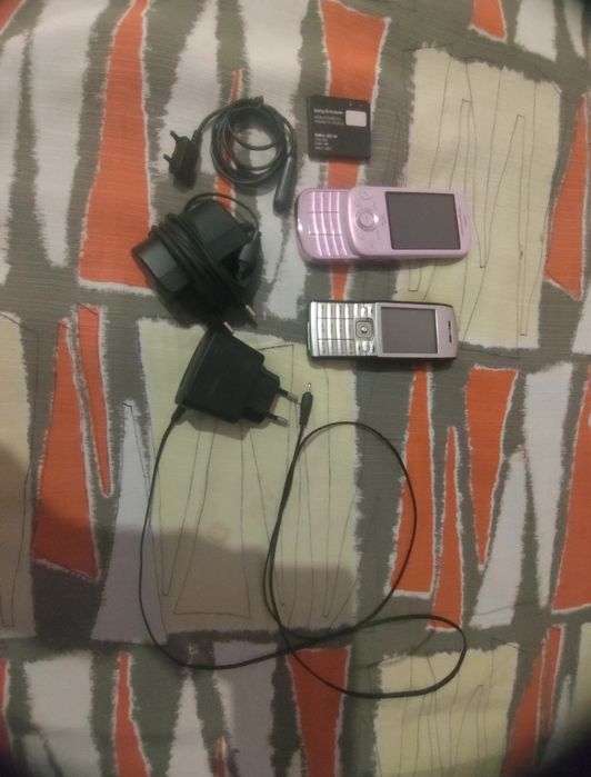 Nokia Sony Ericsson