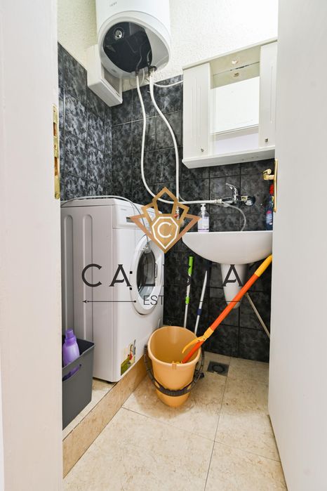 Дава се под наем Тристаен апартамент в София, Център - 100 кв.м за 750 € - Снимка #9