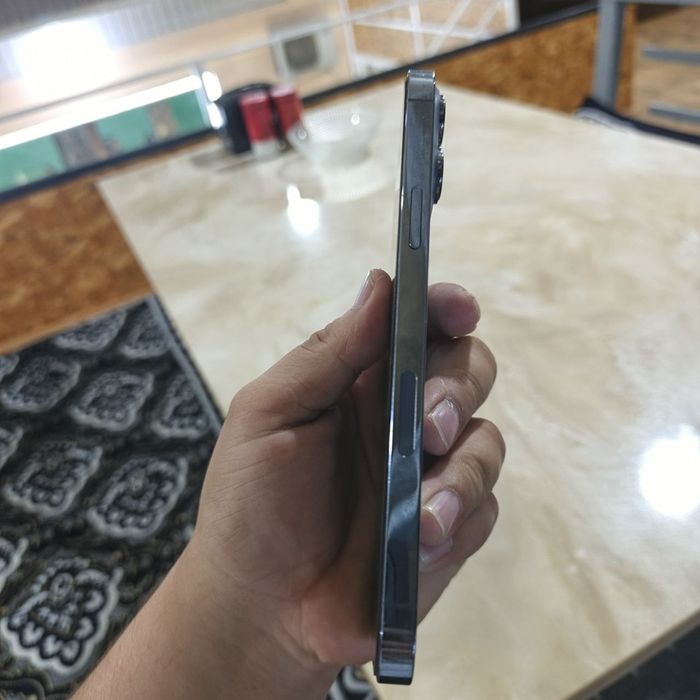 iPhone 13 pro max 128 blue