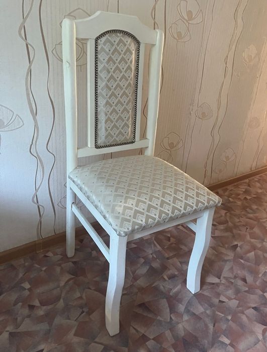 Продам мягкие стулья