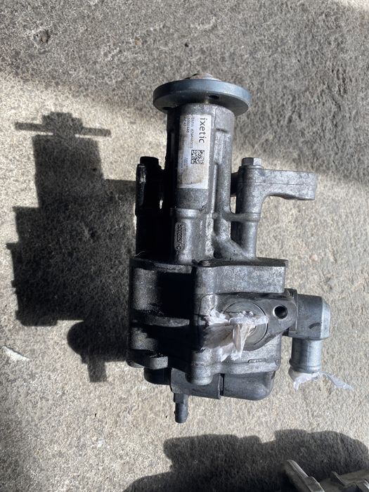 Vand pompa servo bmw 3.0d n57