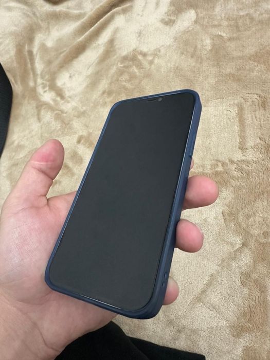 Продам.     Iphone 12
