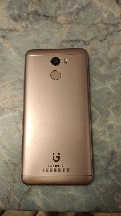 Телефон GIONEE Модель не знаю