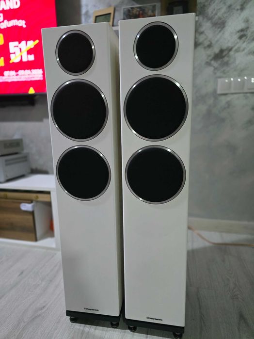 Boxe de podea Wharfedale Diamond 230 White