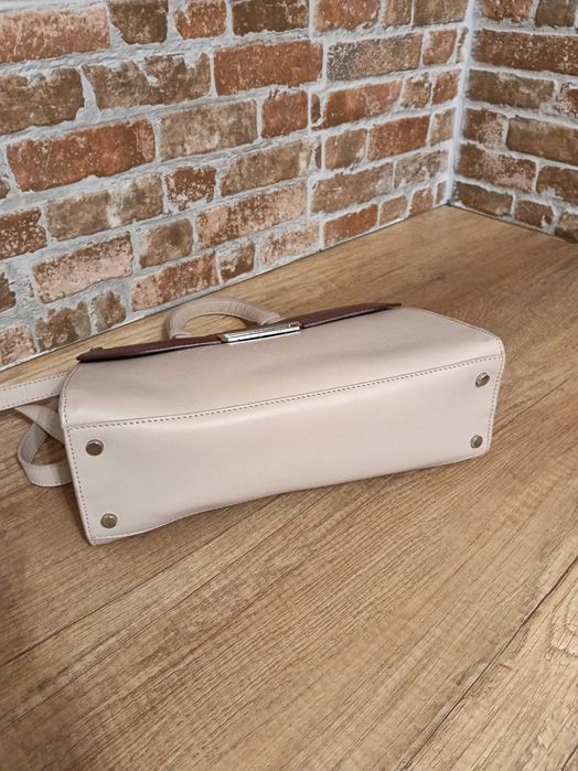 Дамска чанта естествена кожа