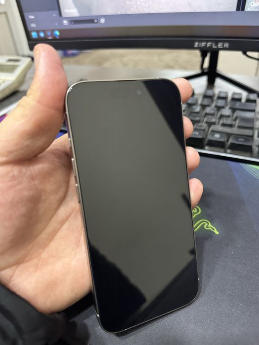 Ayfon 15 pro 256 xotira