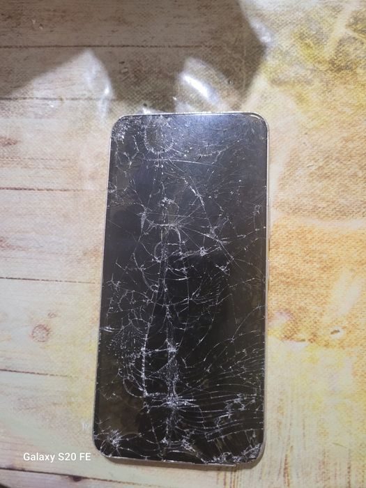 Samsung Galaxy S22 5G части