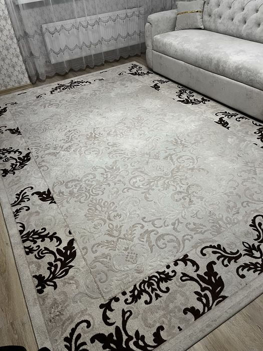 Ковер  в гостинную