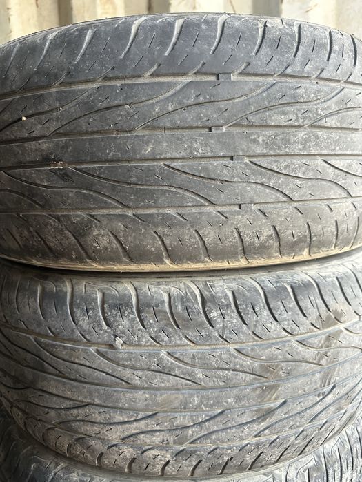 Авто шины 225/55R17 (3шт)