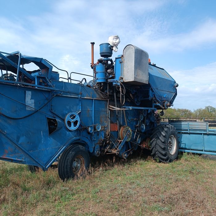 Комбайн Енисей 1200