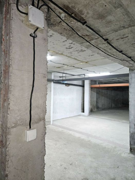 Паркомясто в идеалния център на Гр. Русе