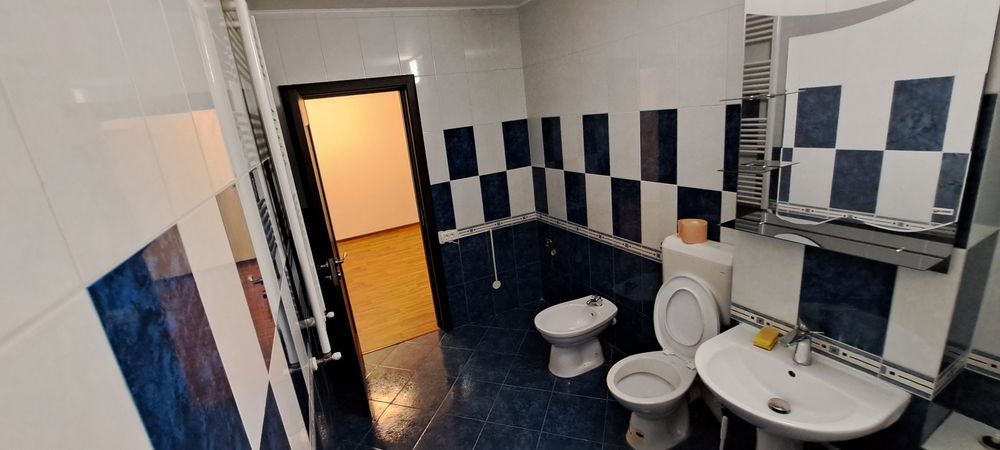 Apartament 2 camere, decomandat, etaj 4/5 Complex Rezidențial Poienița, lângă Liceul Unirea