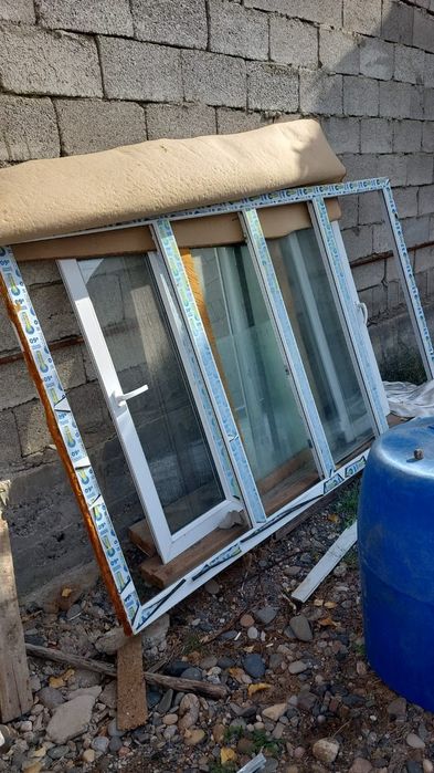 Продам большое окно