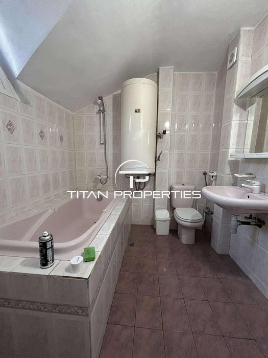 Двустаен апартамент, под наем, Окръжна болница