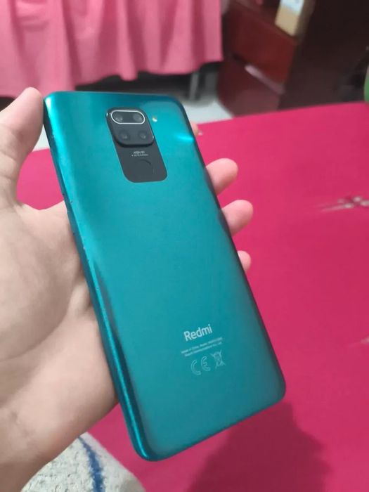 Xiaomi Redmi Note 9 телефон