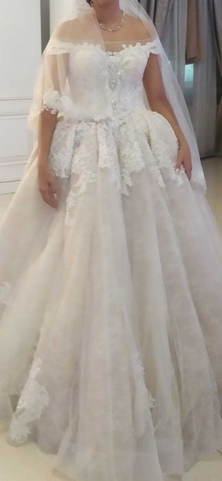 Свадебное платье