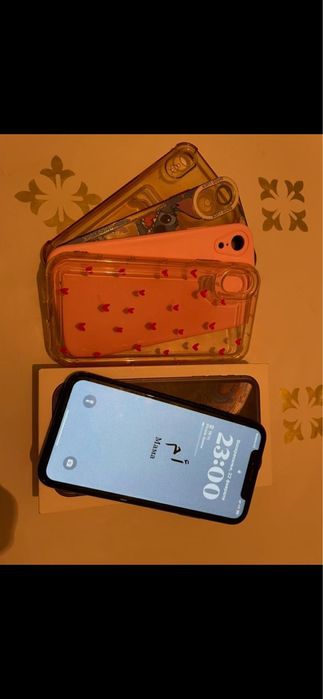 Продам Айфон ХР 64