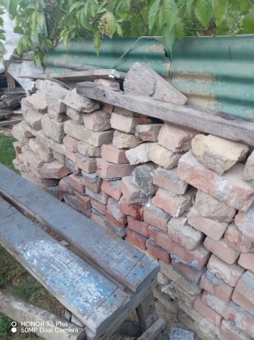 Кирпичи б/у стоимость 540 000