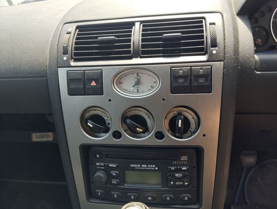 Dezmembrari  Ford MONDEO Mk 3  2000  > 2007 2.0 TDCi Motorina