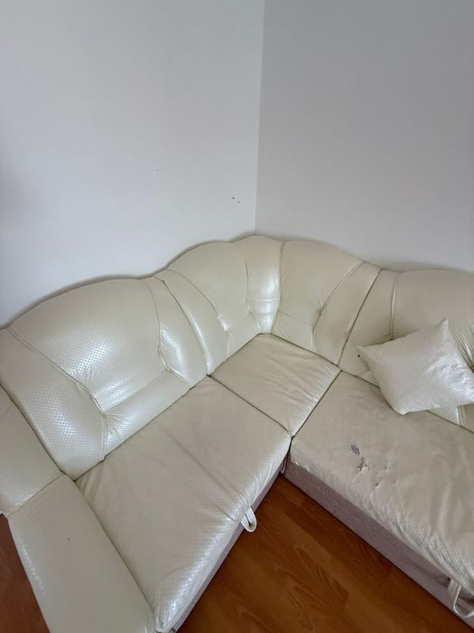 Продам диван в хорошем состоянии