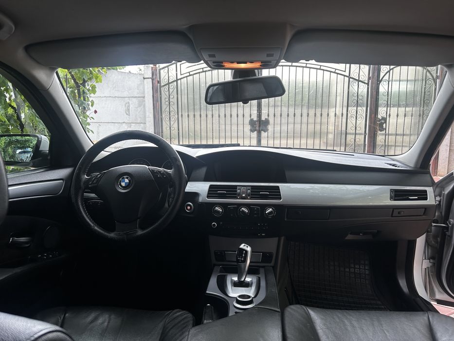 BMW Seria 5 E60, facelift, automat joystick