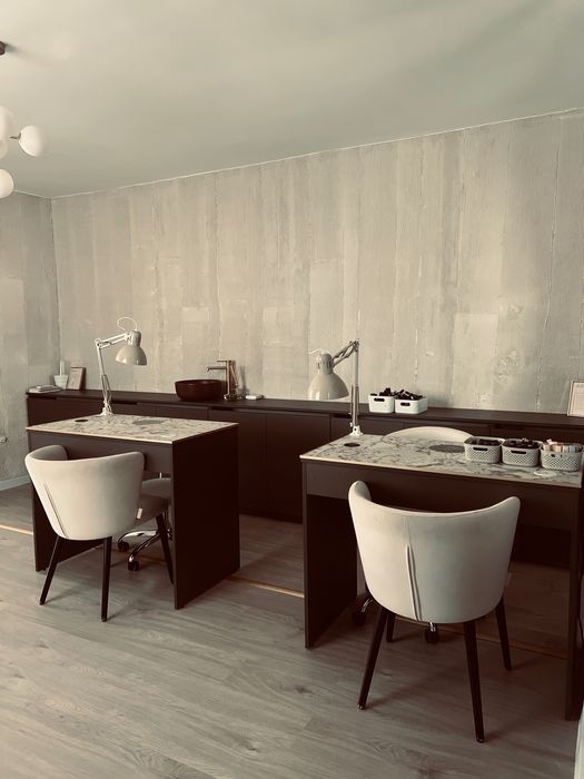 Salon de vânzare/ afacere la cheie