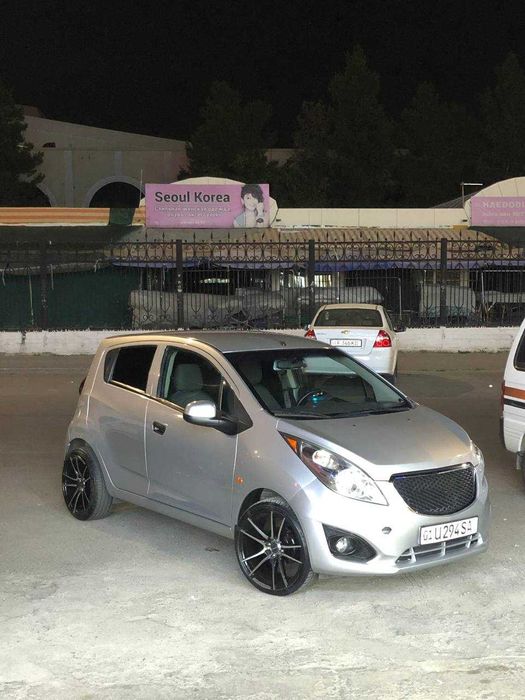 Продаю свой SPARK 1 л