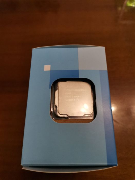 Intel celeron 5905 LGA1200