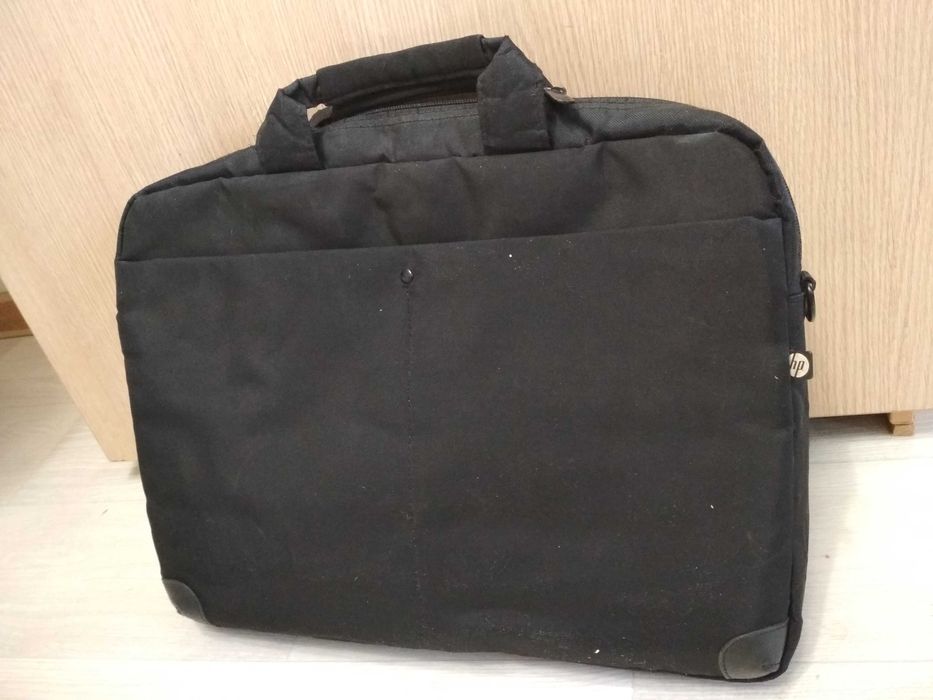 Портфель,  с ремнём, в отличном состоянии!