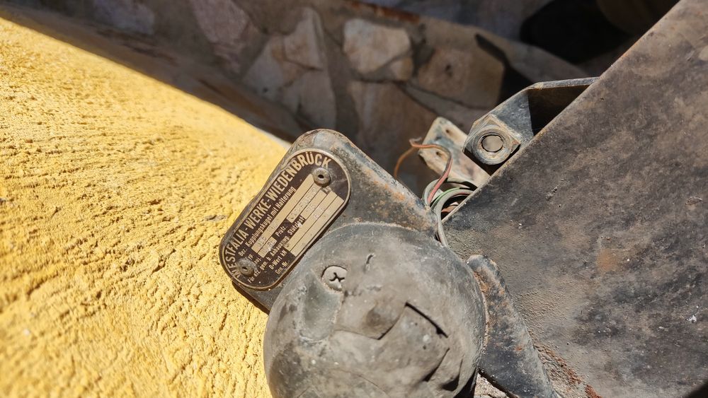 Теглич за джип, лека кола или бус.