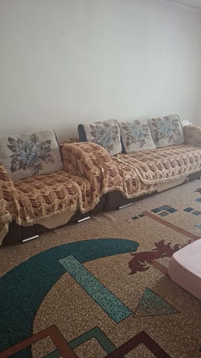 Срочно продам диван