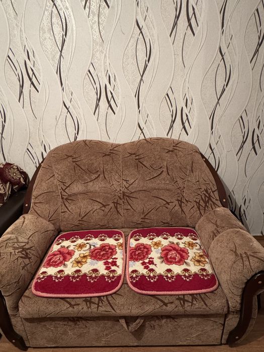 Тройка (диван, софа и кресло)