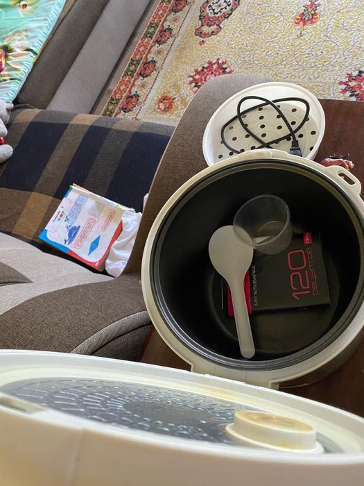 Мультиварка REDMOND б/у