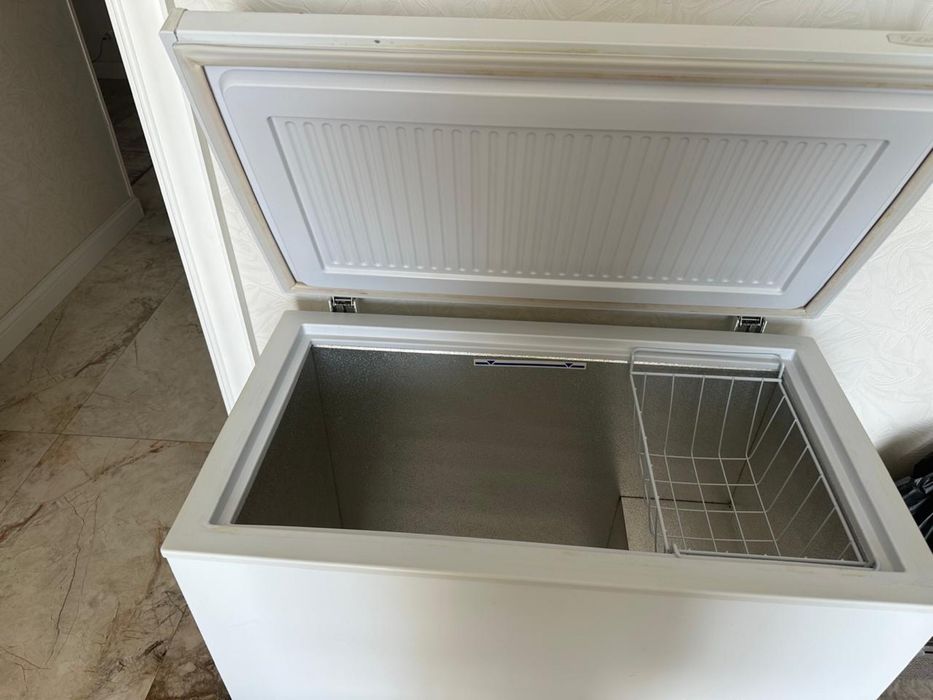 Продам морозильник Бирюса