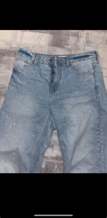 Blugi cu sclipici bershka