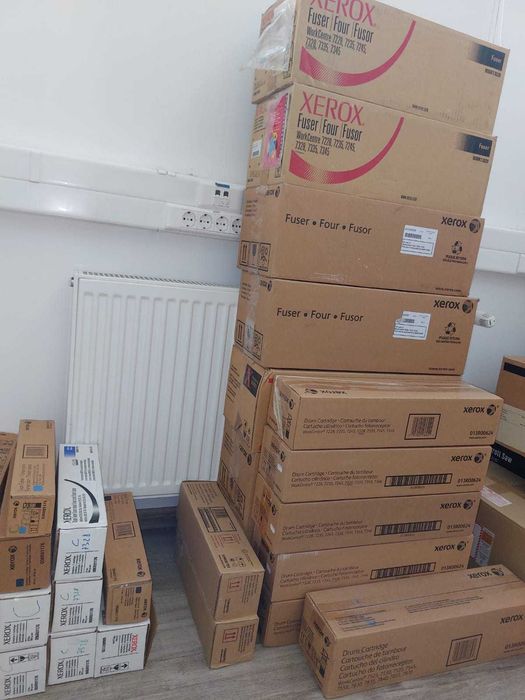 Vând Tonere, Cartușe & Kituri Întreținere Imprimantă - Originale