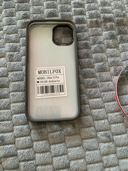 Vând Husă iphone 15 plus nouă mobilfox