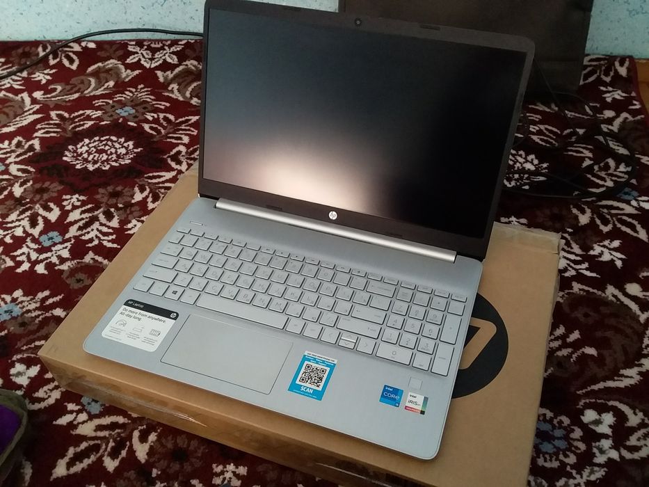 Noutbook HP Laptop