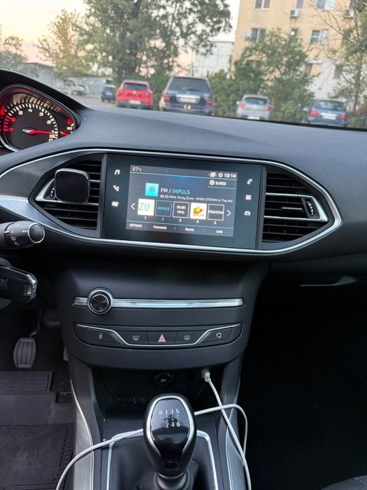 Peugeot 308 1.2 puretech euro 6