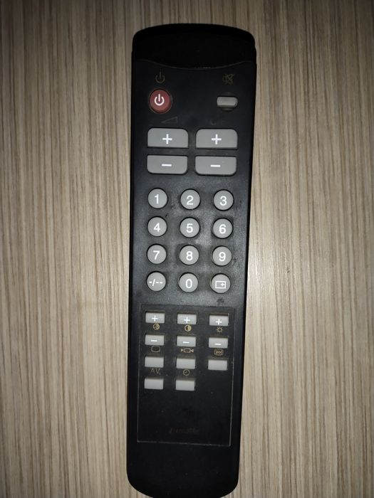 Продам маленький телевизор б/у