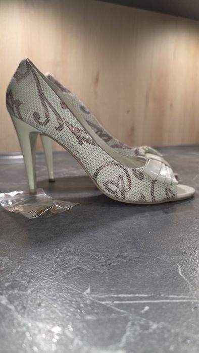 Б/у туфли на размер 39-40