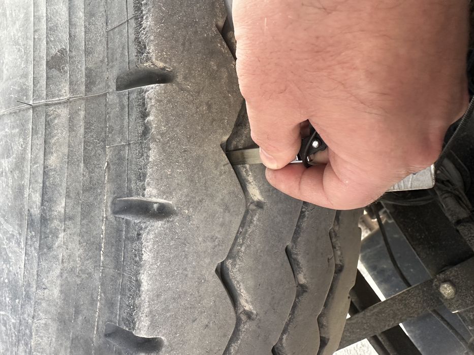 Рулевая резина с дисками r22.5