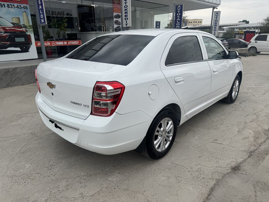 Chevrolet Cobalt 2024 — 4