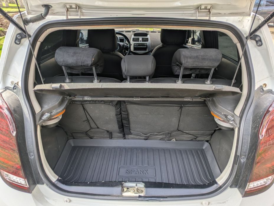 Chevrolet Spark sotiladi