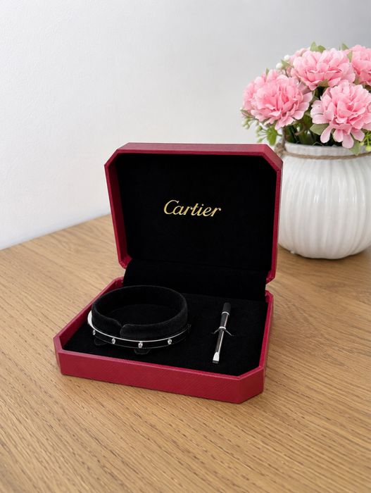Inspired by Cartier Love – Дамска сребърна гривна с цирконии + луксозна кутия