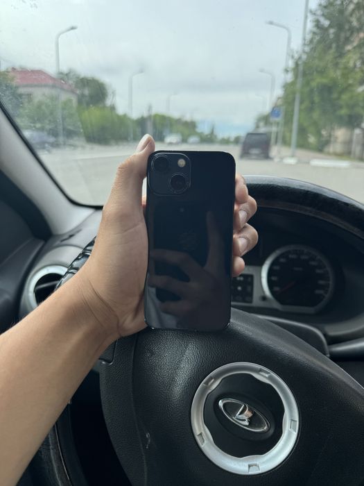 Продам Iphone 13 mini